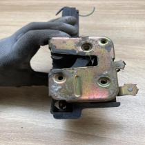 MITSUBISHI FRONT DOOR LOCK   Front door lock Mitsubishi Carisma