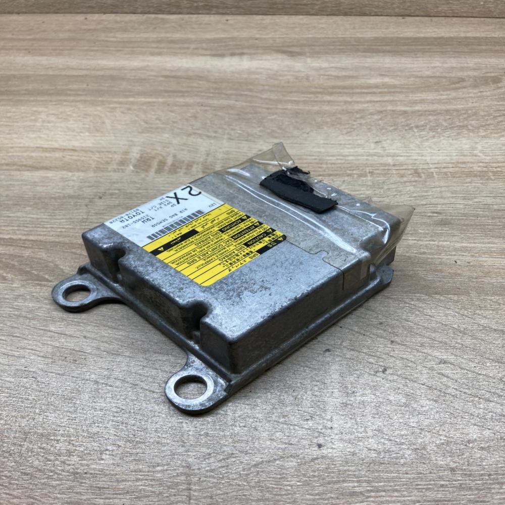 89170 05220 8917005220  Airbag control unit/module Toyota Avensis T250
