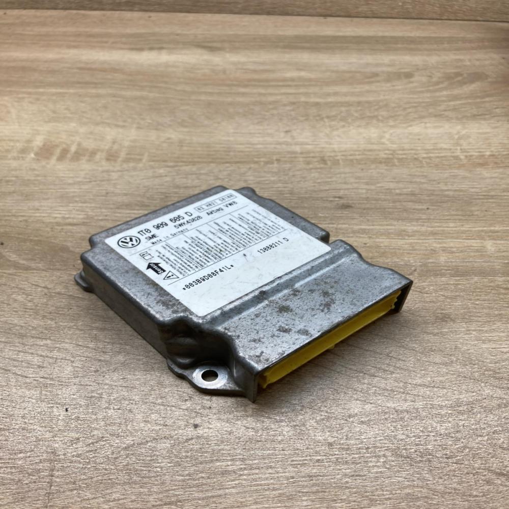 1T0909605D   Airbag control unit/module Volkswagen Touran I
