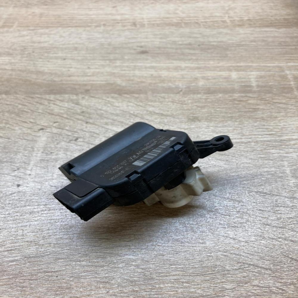 0132801337 1K0907511D  Air flap motor/actuator Volkswagen PASSAT B6