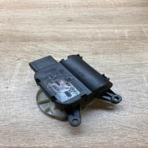 8E1820511C   Air flap motor/actuator Audi A4 S4 B7 8E 8H