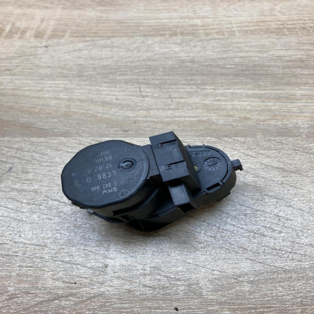 6942990 ECB693  Air flap motor/actuator BMW 5 E60 E61