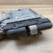 03G906016MC 0281014104  Engine control unit/module ECU Skoda Superb B8 (3V)