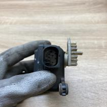 0132801203   Air flap motor/actuator Seat Leon (1M)