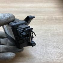 6NN008298 9180021  Air flap motor/actuator Opel Vectra C