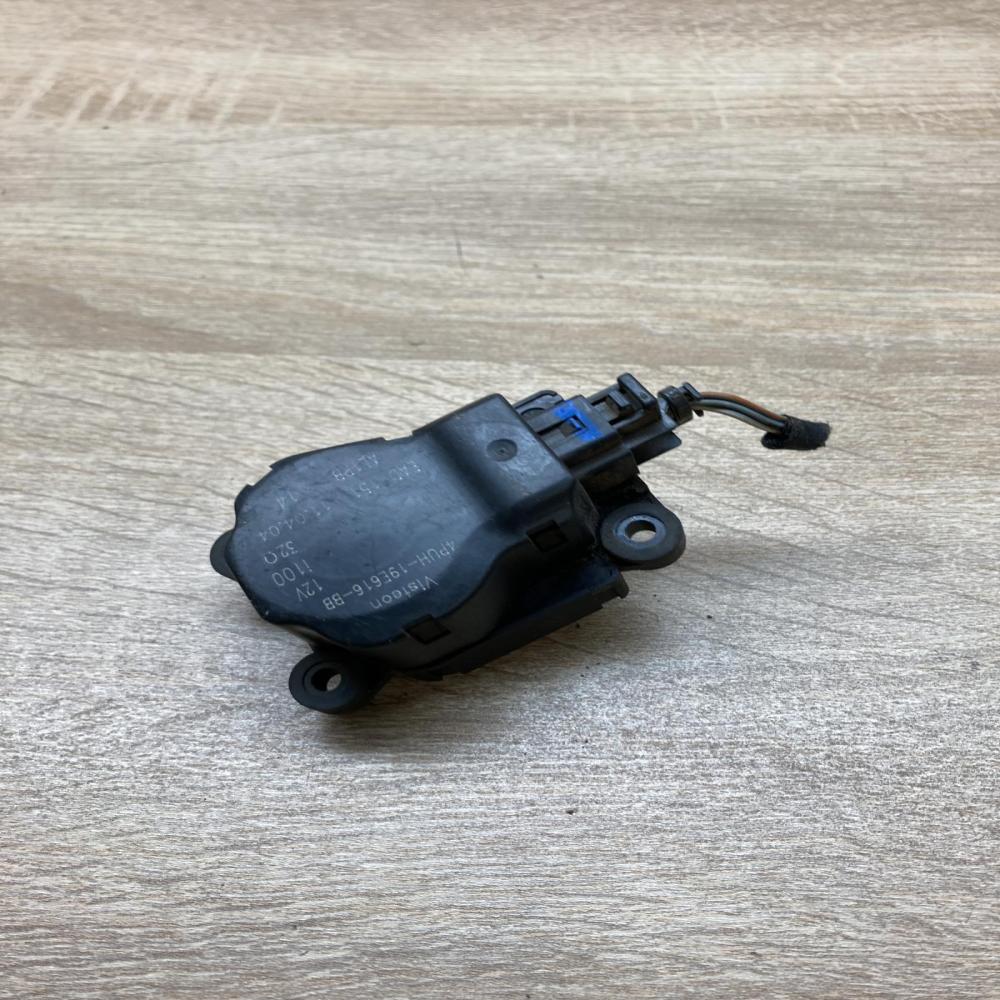 4PUH 19E616 BB EAD151  Air flap motor/actuator Peugeot 407