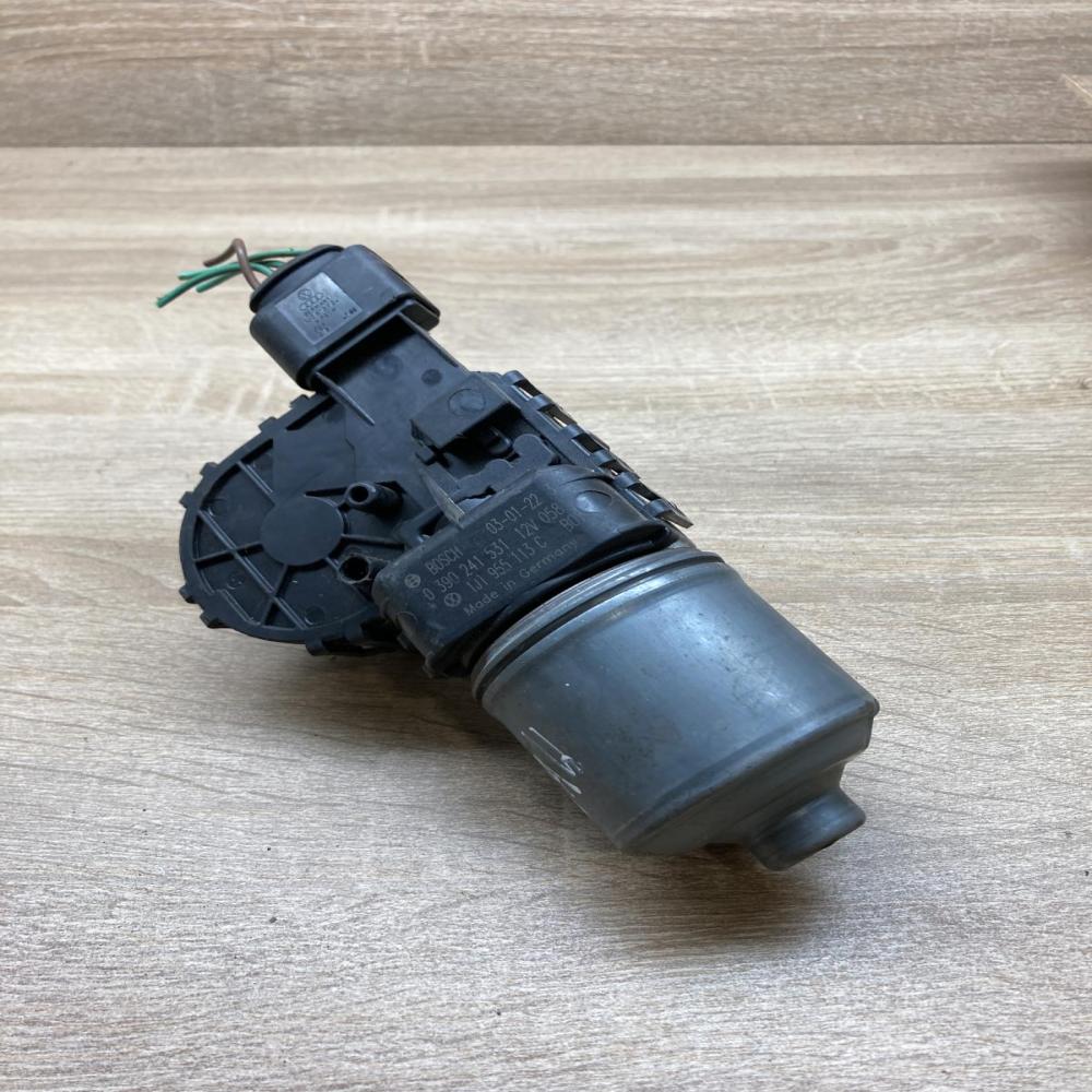 1J1955113C 0390241531  Wiper motor Volkswagen Golf IV