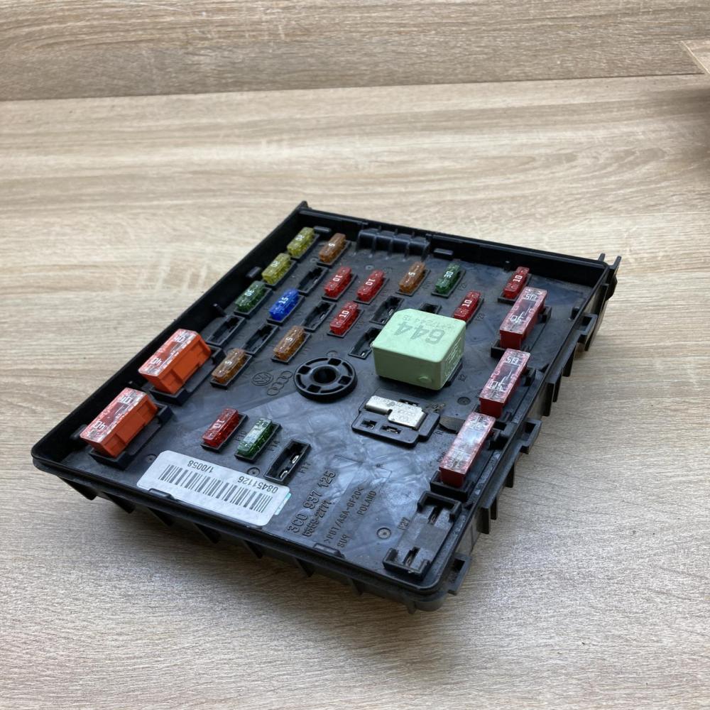 3C0937125   Fuse module Volkswagen PASSAT B6