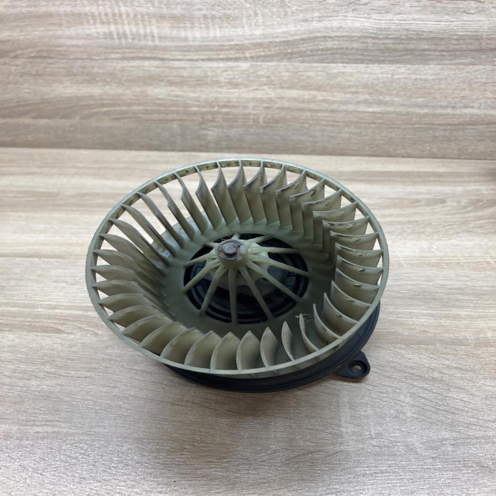 210601233F   Heater fan/blower Peugeot 306
