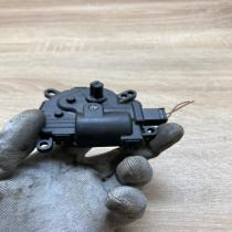 1S7H 19B634 CA   Air flap motor/actuator Ford Fiesta