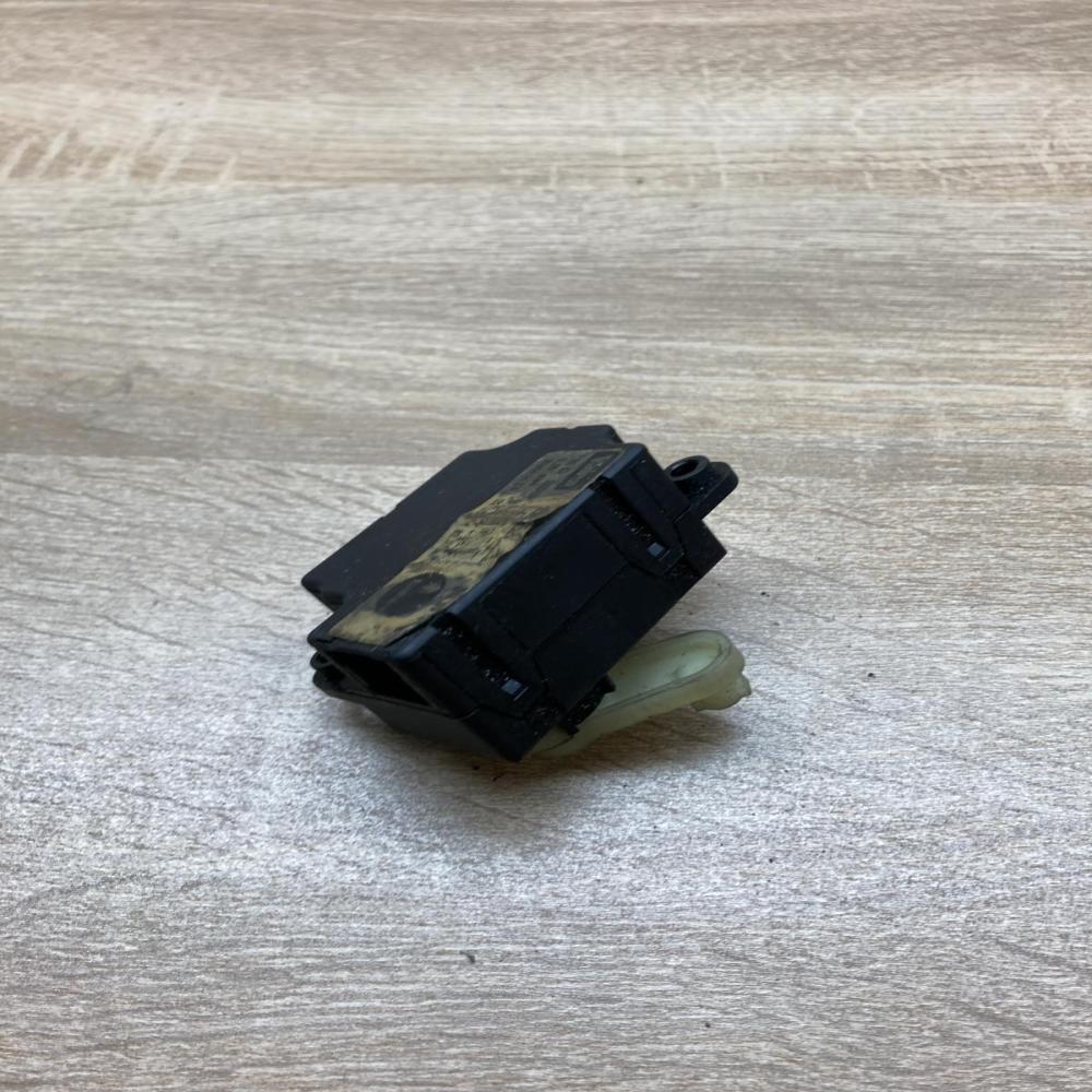 09180201   Air flap motor/actuator Opel Vectra C