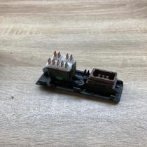 822955   Hazard light switch Renault Laguna I