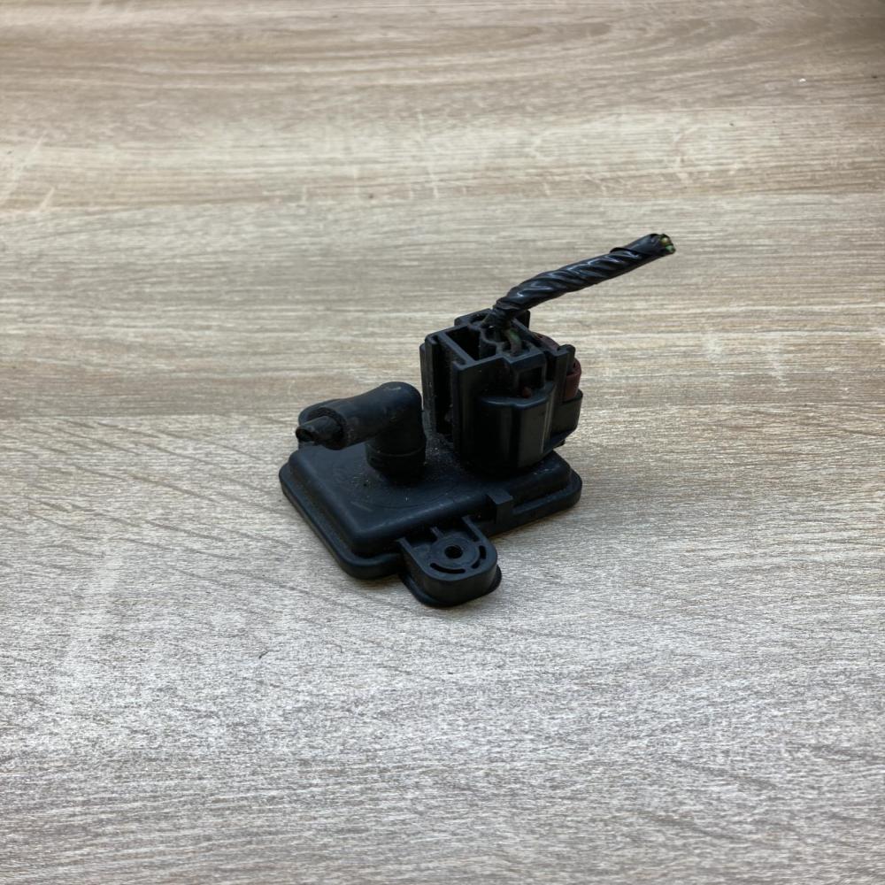 98AB 9F479 BA 98AB9F479BA  Air pressure sensor Ford Focus