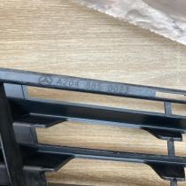 A2048850023   Front bumper lower grill Mercedes-Benz C W204