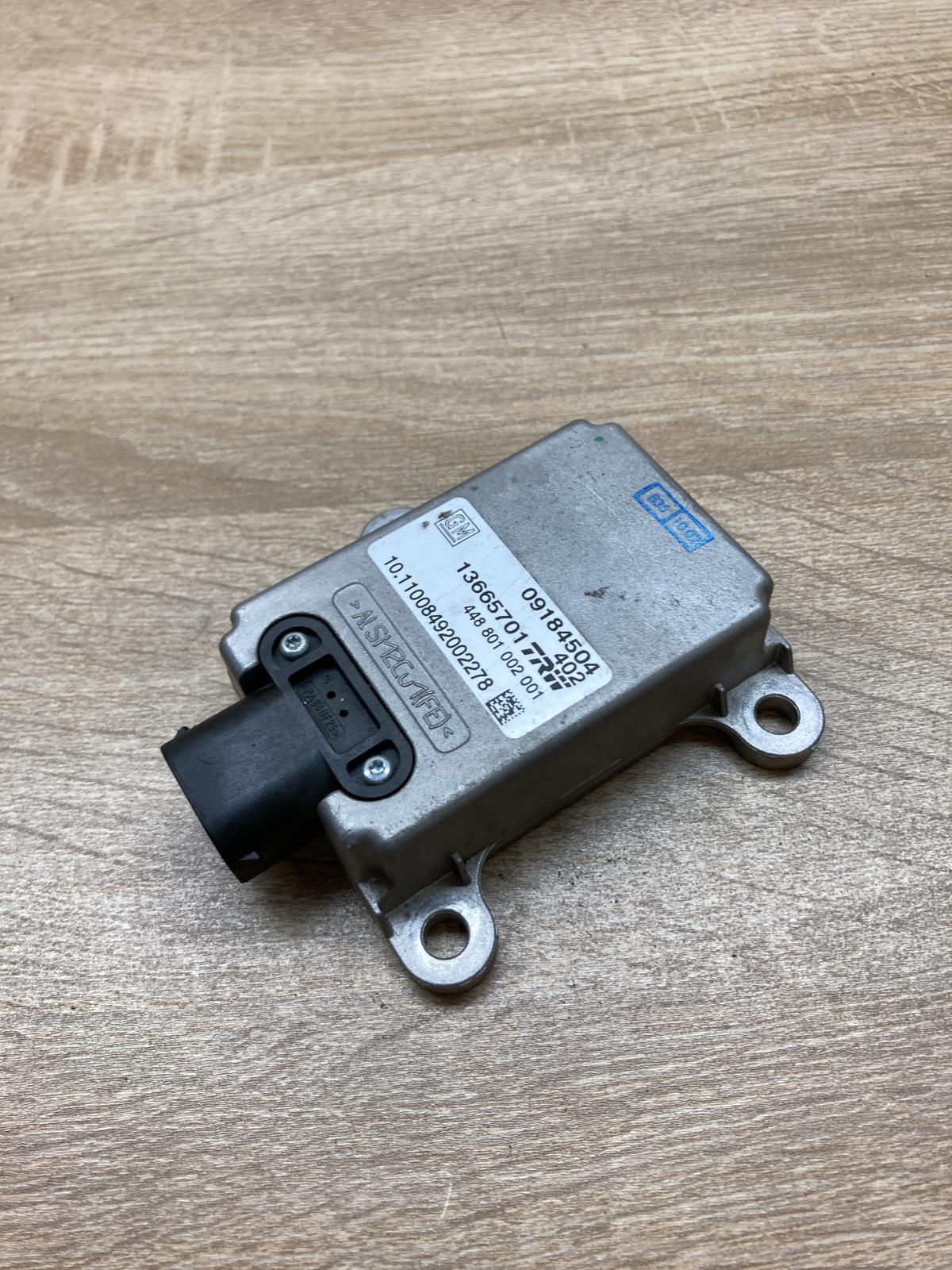 09184504 13665701  ESP acceleration yaw rate sensor Opel Vectra C