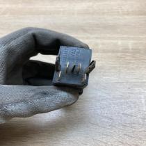 535959621   Windscreen/window heater switch Volkswagen PASSAT B4