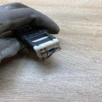 06016   Hazard light switch Nissan Almera Tino