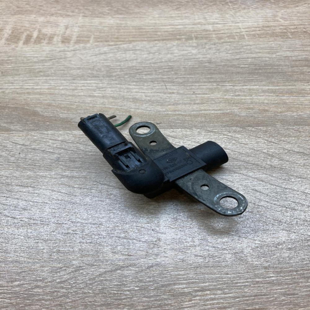 7700109055   Crankshaft position sensor Renault Scenic II -  Grand scenic II