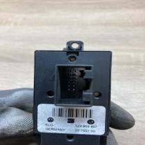 1J3959857   Electric window control switch Volkswagen PASSAT B5