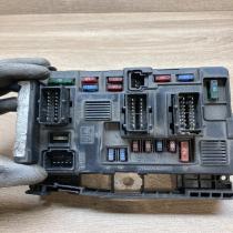 C5 central body module   Fuse module Citroen C5