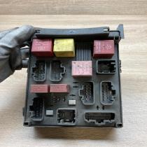 8200004201E 518837018  Fuse module Renault Espace IV