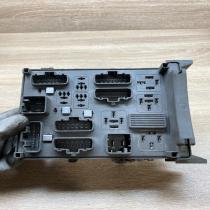 8200139819 8200004201 E  Fuse module Renault Laguna II