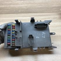 8200139819 8200004201 E  Fuse module Renault Laguna II