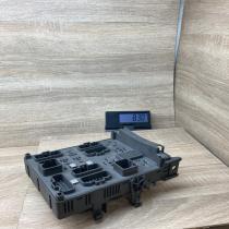 8200139819 8200004201 E  Fuse module Renault Laguna II