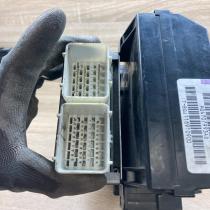 04686487AD P04707993AD  Central body control module Chrysler Voyager