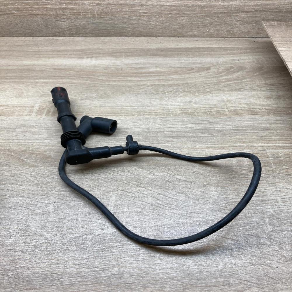 027905447 077035281A 0300513134 Ignition plug leads Volkswagen PASSAT B5