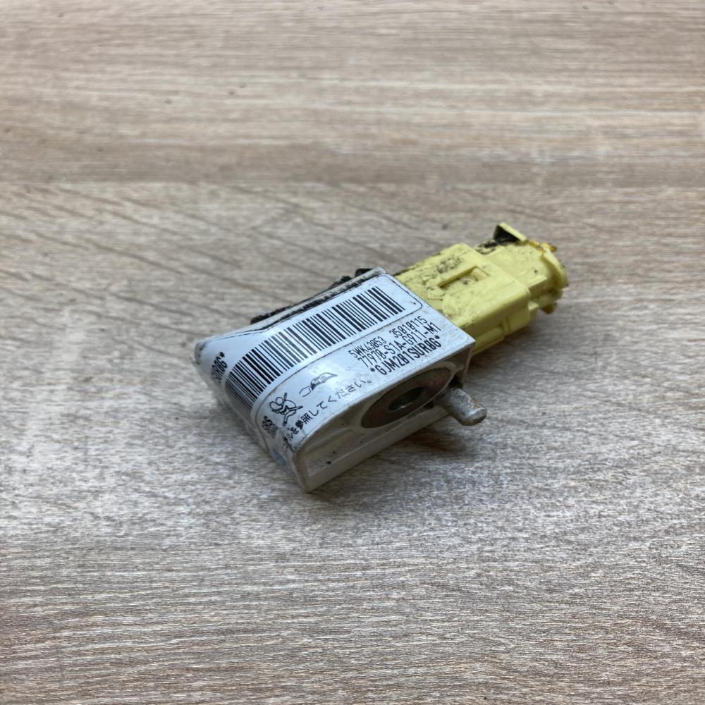 77970 S1A G911 M1   Airbag deployment crash/impact sensor Honda Accord