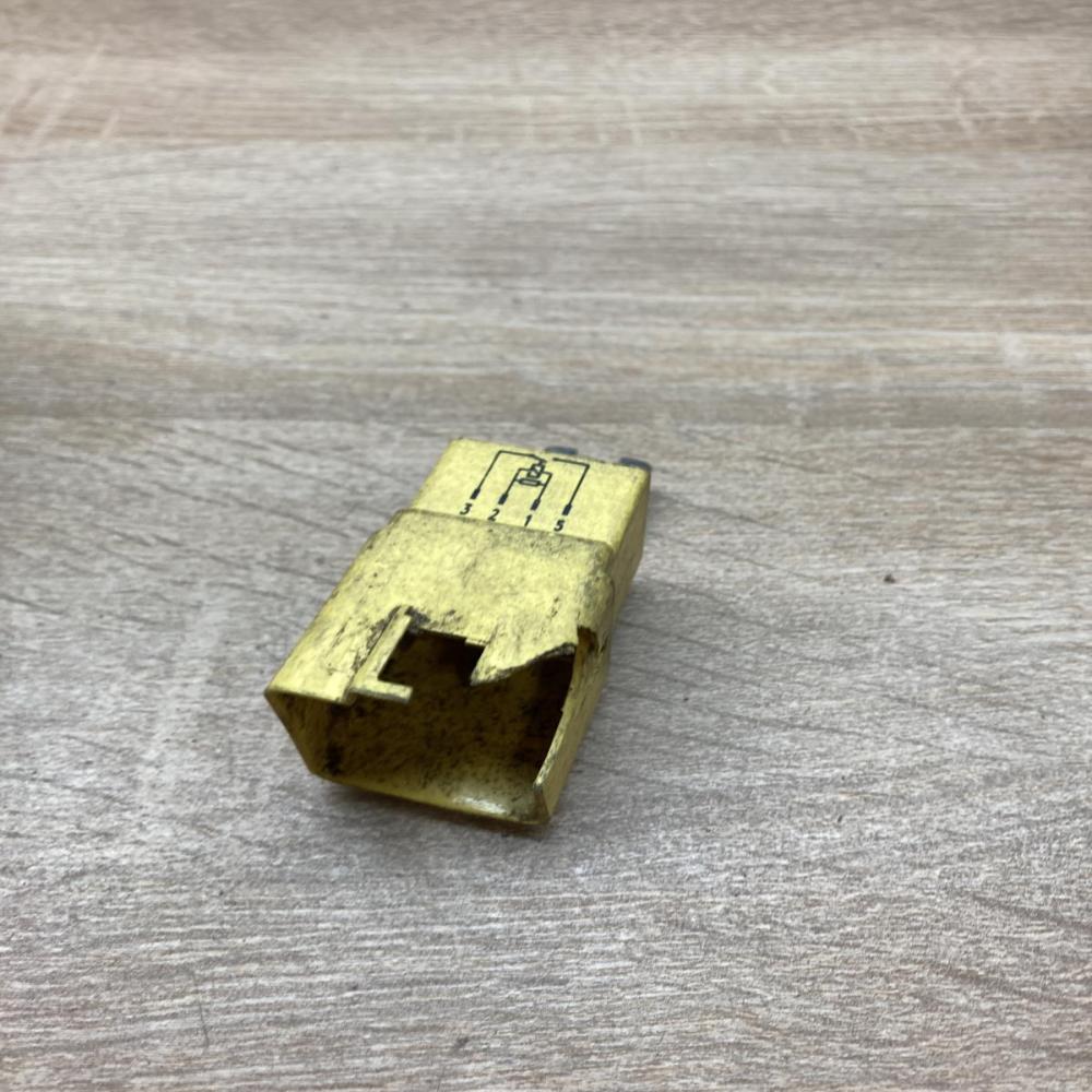 94BG 14N089 E1B 94BG14N089E1B  Other relay Ford C-MAX I