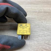 24433728   Other relay Opel Meriva A