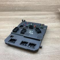 9645747480   Central body control module Peugeot 206