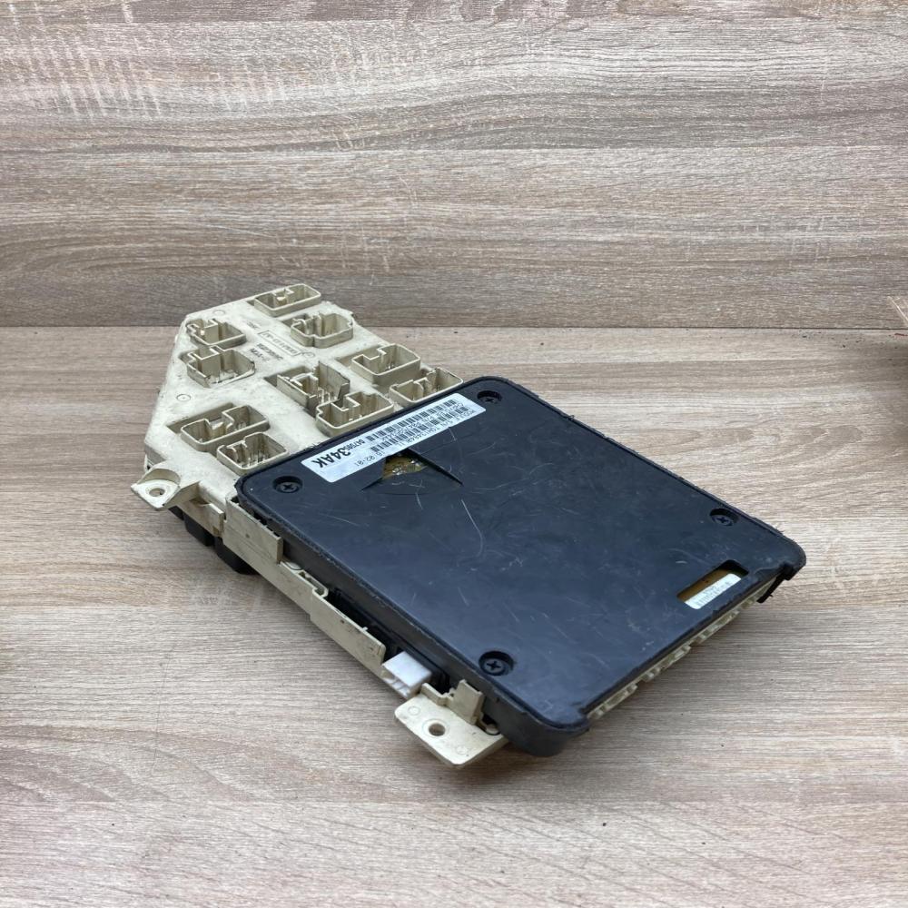 P04759534AK 16238AC 04759534AK Fuse module Chrysler Intrepid