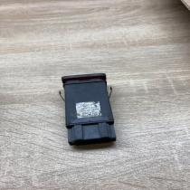 8D0941509   Hazard light switch Audi A4 S4 B5 8D