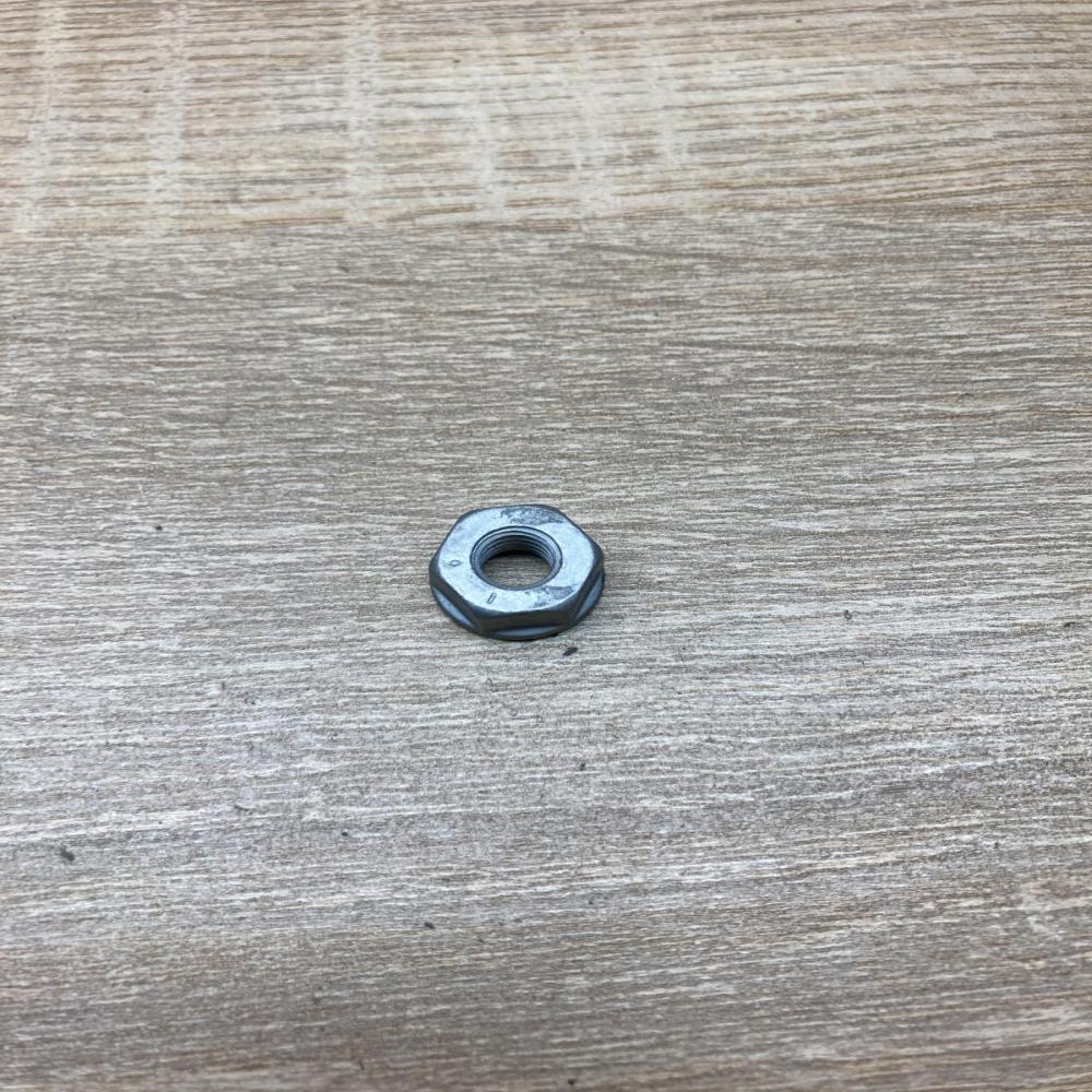 038109454A   Nuts/bolts Volkswagen Golf V