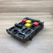8200228558 8200283803 8200004201E Fuse module Renault Laguna II