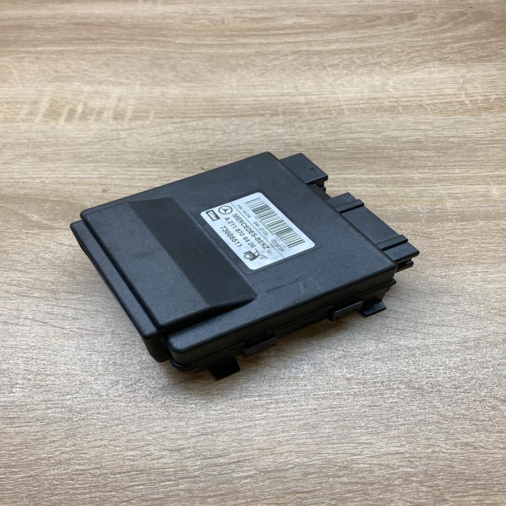 A2118706426   Tailgate/trunk control unit/module Mercedes-Benz E W211