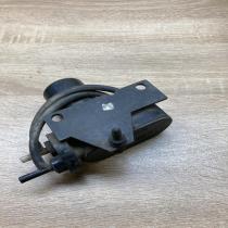 92GB 9P963 AA 003572  Central locking vacuum pump Ford Scorpio