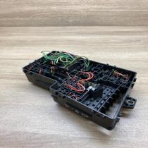 8688040 518818000  Fuse module Volvo V50