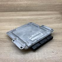 30620957 8200065996  Engine control unit/module ECU Volvo S40, V40