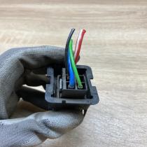 90559834   Coolant fan relay Opel Zafira A