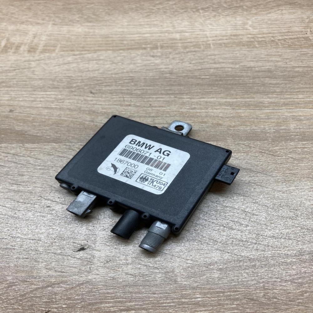 6906071 1867000  Aerial antenna amplifier BMW 3 E46