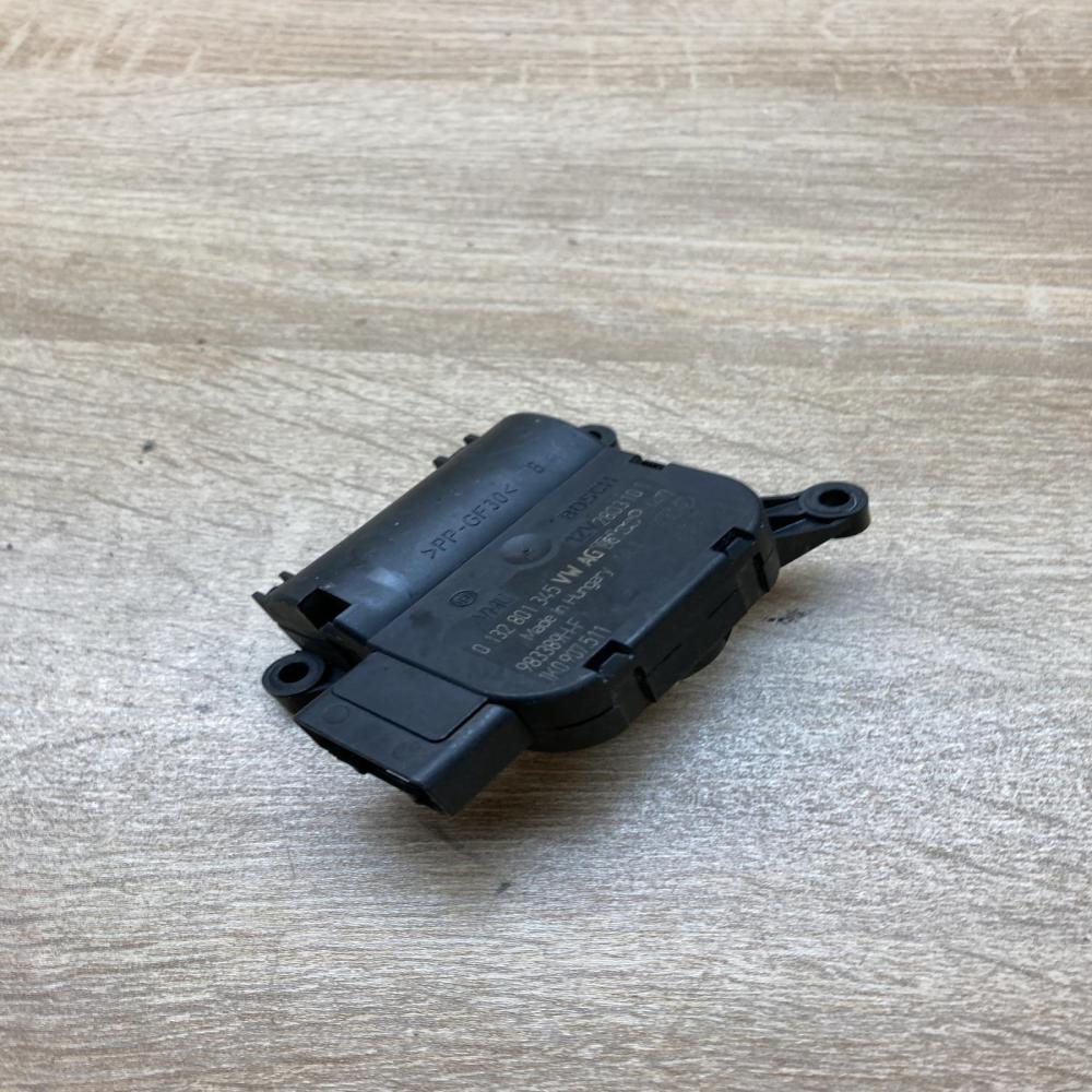 1K0907511 0132801345  Air flap motor/actuator Volkswagen Golf V
