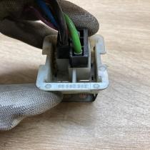 90560362   Coolant fan relay Opel Astra H