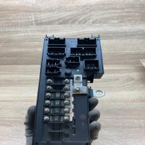 9452993 518322110  Fuse module Volvo S80