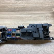 9452993 518322110  Fuse module Volvo S80