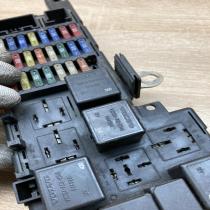 9452993 518322110  Fuse module Volvo S80