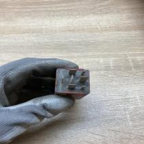 1389002   Other relay BMW 3 E36